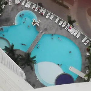 Apto Frente Al Mar Bocagrande Apartamento